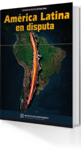 Portada de América Latina en disputa