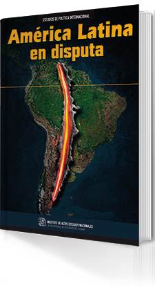 Portada del libro América Latina en disputa, de Alfredo Serrano Mancilla, publicado por Editorial IAEN.